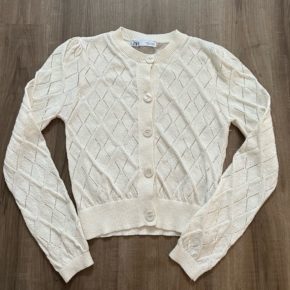 NWOT Zara Pointelle Knit Button Up Cardigan